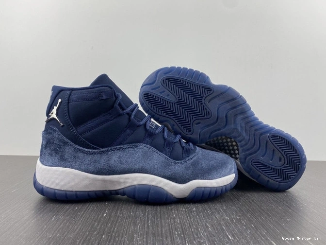 MIDNIGHT JORDAN 11 AIR AR0715-441 NAVY VELVET WMNS 0712